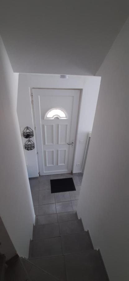 Jolie Maisonnette A Proximite De Toutes Commodites Сент-Мари-де-ла-Мер Экстерьер фото